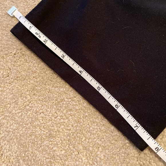 Nike DRI-FIT ONE legendary pant in black medium. Excellent condition. - Picture 11 of 14